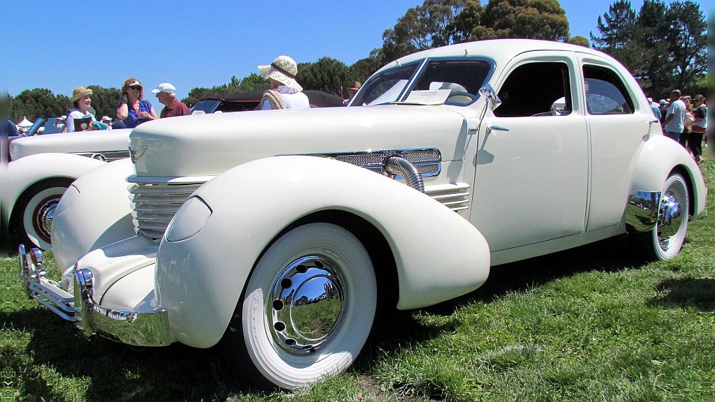 Click to Enlarge-Esc to Close myimgs/ArtDecoCars1937-60/1937 Cord 812 Beverly Sedan-.jpg